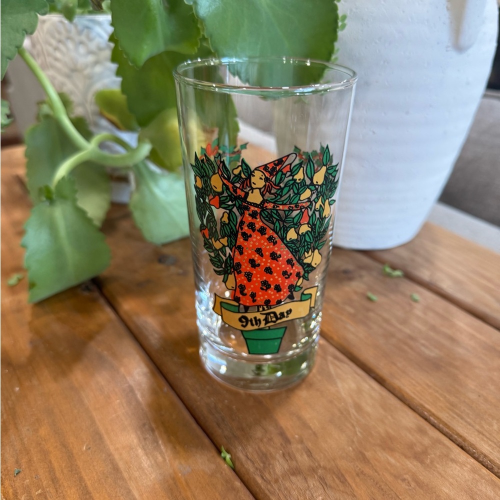 Vintage 12 Days‎ of Christmas 9th Day Bar Decorative Glass